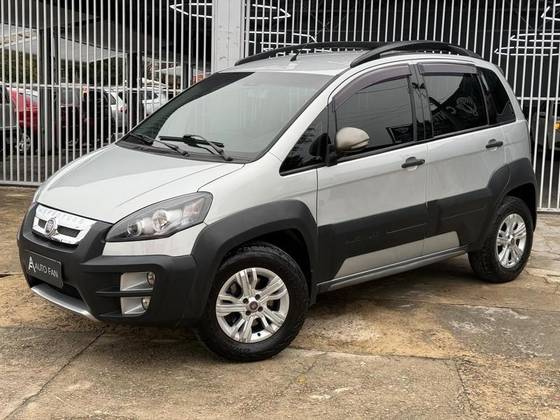 FIAT IDEA 1.8 MPI ADVENTURE 16V FLEX 4P AUTOMATIZADO FIAT IDEA 1.8 MPI ADVENTURE 16V FLEX 4P AUTOMATIZADO